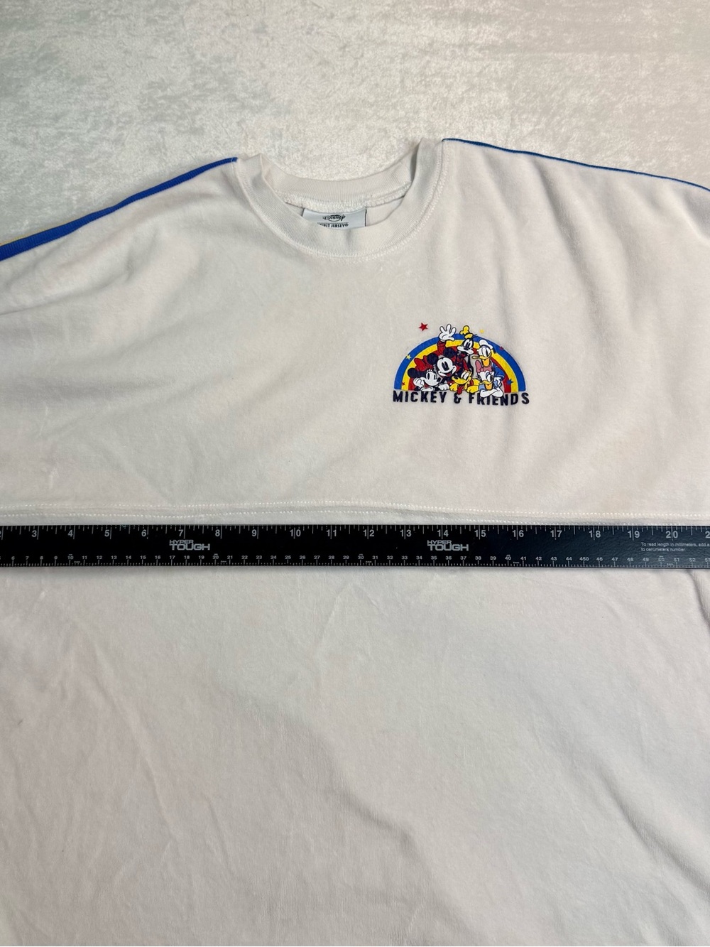 Disney Spirit Jersey Mickey & Friends Feelin’ Classic Retro Long Sleeve Sweater - Picture 14 of 14